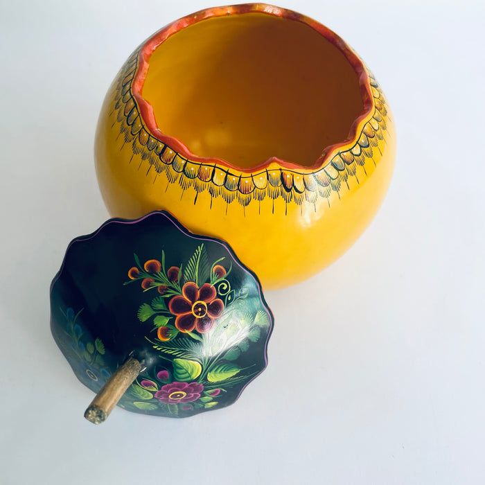 Olinalá Powder Box With Lid - Polvera - Medium - Maque Gourd