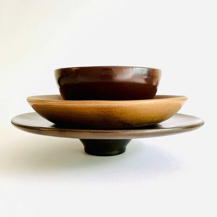 Burnished Clay Deep Plate - Tan