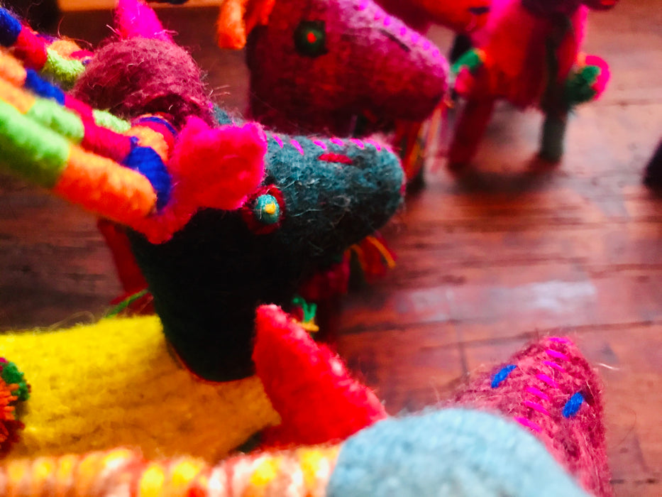 Mexico 1492 - Colorful, decorative deer made of wool by the imaginative artisans from Chiapas. Ideal dinner table, coffee table or mantel decoration for the holidays, for people looking for the original, artisanal pieces. Each deer is different and unique.