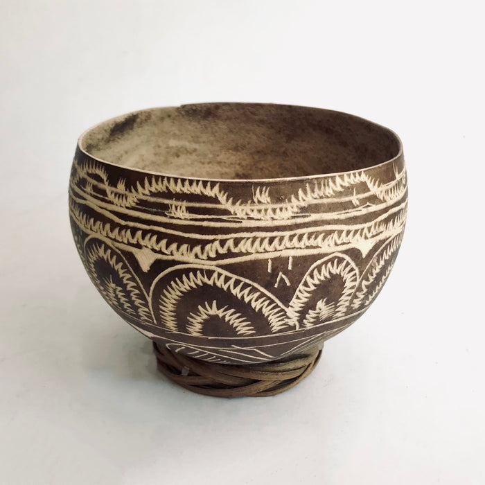 Smoked & Carved Gourd Hot Chocolate Cup (Jícara de Guaje)