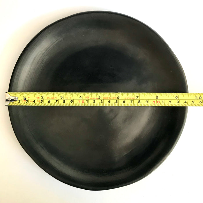 Black Clay Plate - Glossy - Medium 24cm/9.5”