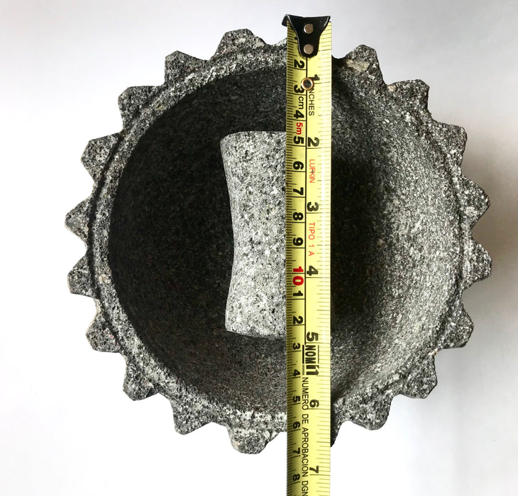 Mexico 1492: Wheel shaped, traditional Mexican molcajete, medium sized. Ideal for salsas and guacamole.